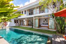 Villa en Mengwi - Manusa