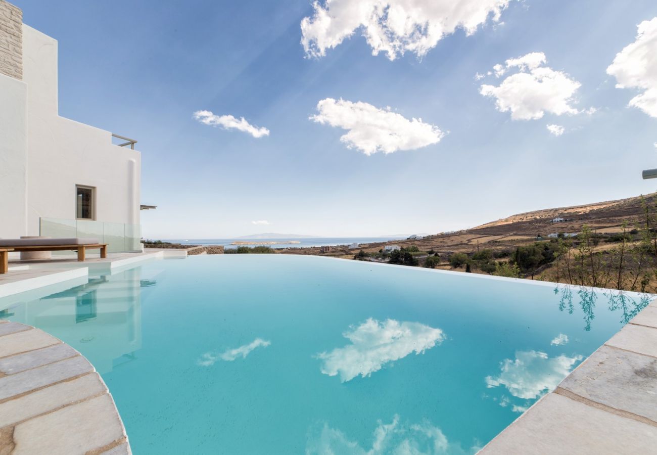 Villa en Paros - Tzane