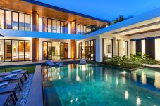 Villa in Kerobokan - castil Di Udara