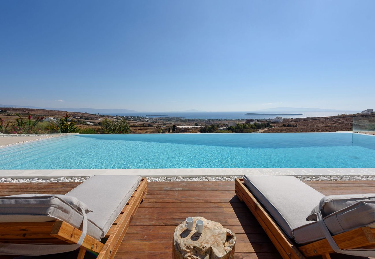 Villa in Paros - Lenora
